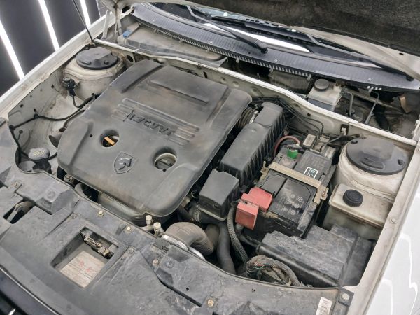 alt-https://media.khodro45.com/public/image/024735fb6b294c9ba9f16d62e7fec282_plate_allure