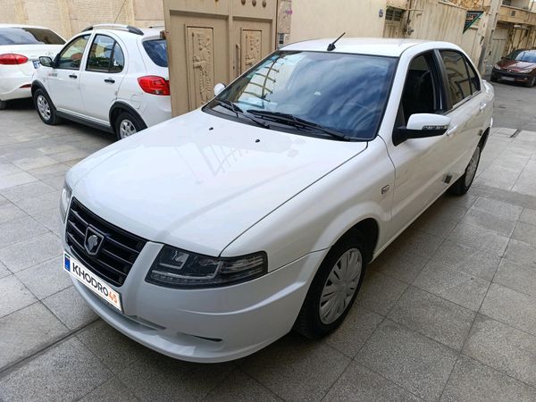 alt-https://media.khodro45.com/public/image/04feecbde44d458a8e59445fa881338d_plate_allure