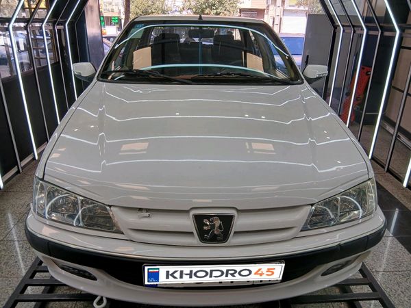 alt-https://media.khodro45.com/public/image/0760854bd03f43f4aefdb2abebd4fbe3_plate_allure