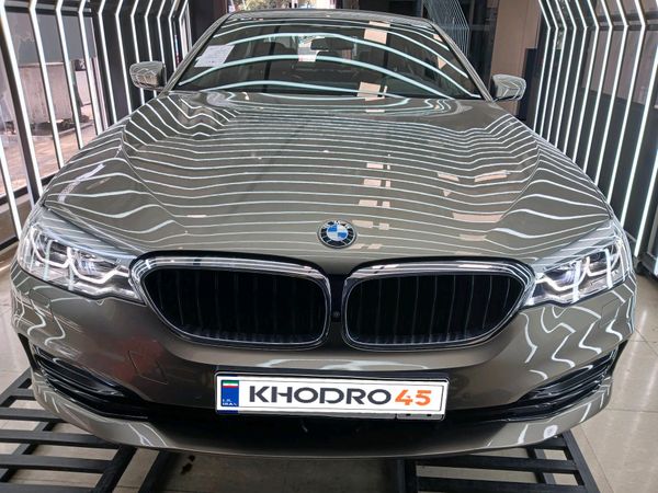 alt-https://media.khodro45.com/public/image/09701cf6b7774f7eb39855a969345e6c_plate_allure