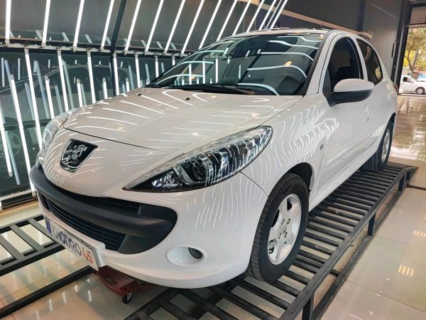 alt-https://media.khodro45.com/public/image/09aa42851b13426cae46ef7698ad58eb_plate_allure