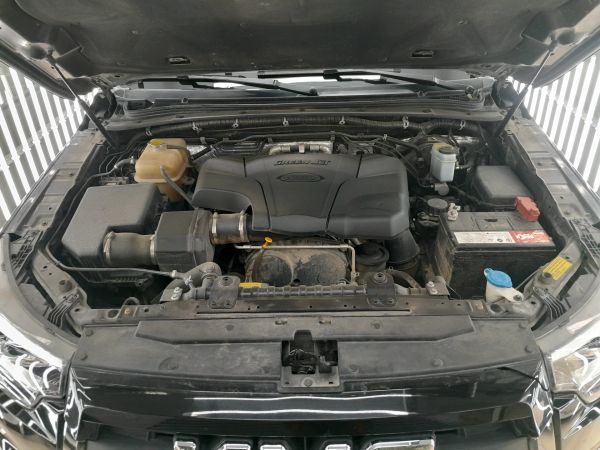 alt-https://media.khodro45.com/public/image/0a3af8a0666443fab2a95fbeadd259d2_plate_allure