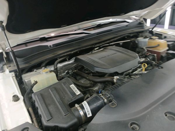 alt-https://media.khodro45.com/public/image/0e61beea586d4994aa51d18227722e95_plate_allure