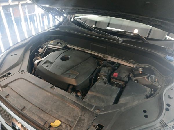alt-https://media.khodro45.com/public/image/0e68abf6594d464f840d4fca5c3bd085_plate_allure