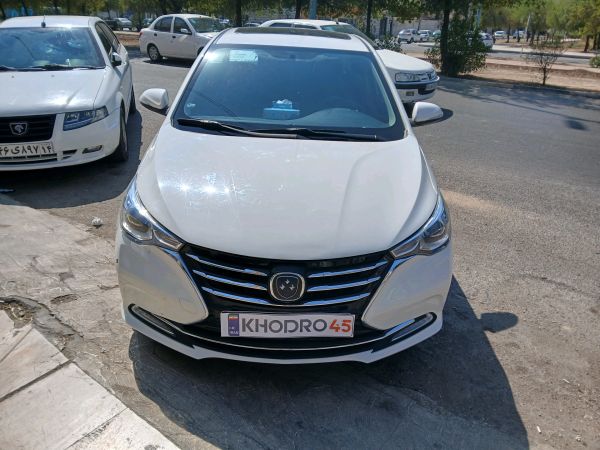 alt-https://media.khodro45.com/public/image/0fccd768de16474086b1518d9c8586ce_plate_allure