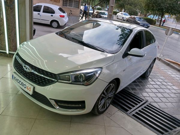alt-https://media.khodro45.com/public/image/10fc4ba54b4849a5b3b3bff3c91975fd_plate_allure