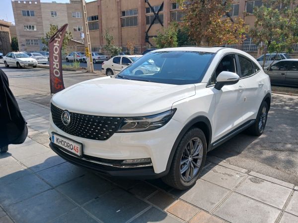 alt-https://media.khodro45.com/public/image/110518d3f45b4407948cba7d31e36f71_plate_allure