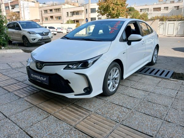alt-https://media.khodro45.com/public/image/115727d3876c484fbb1b9246ae055f76_plate_allure