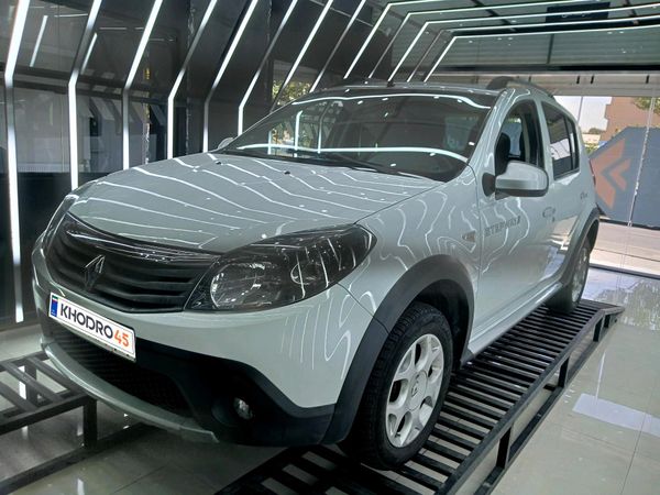 alt-https://media.khodro45.com/public/image/12e5716926214ddeb8bcb80f0d0f6cc8_plate_allure