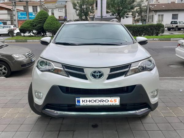 alt-https://media.khodro45.com/public/image/136c7a7ef5cf42d593121af996540dfa_plate_allure