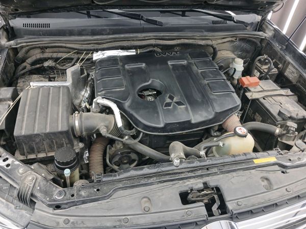 alt-https://media.khodro45.com/public/image/142026de969c43a59415579f4fc130cd_plate_allure