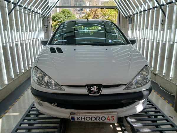 alt-https://media.khodro45.com/public/image/15296392355e41b5909e1b5184a1dce6_plate_allure
