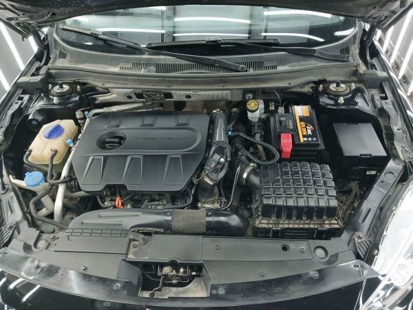 alt-https://media.khodro45.com/public/image/162361ff683c44e193370d08d2e4410e_plate_allure