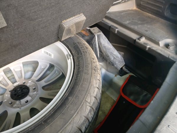 alt-https://media.khodro45.com/public/image/16d74273cc274a2aab9d33ff1c31a068_plate_allure