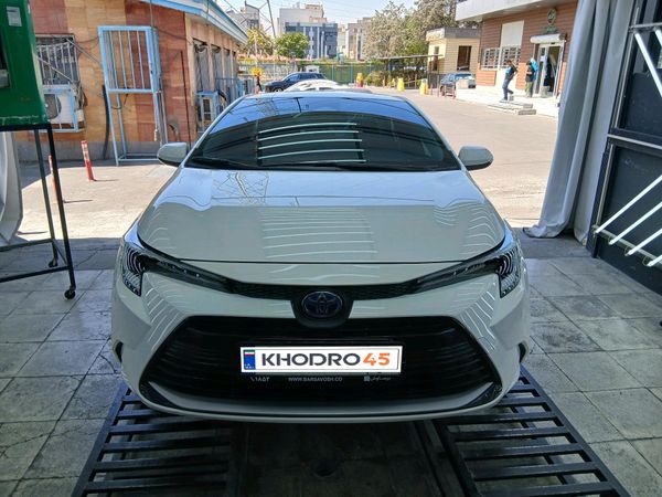 alt-https://media.khodro45.com/public/image/177543aa88b843efb51ec05103f79fda_plate_allure