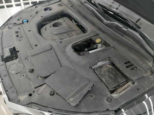 alt-https://media.khodro45.com/public/image/17d9349d784d48a78aa16454b680b796_plate_allure