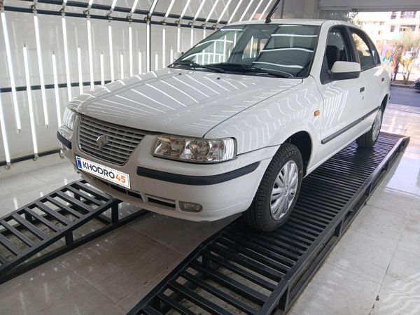 alt-https://media.khodro45.com/public/image/180bcaff3d434f7cafb994e50f10ca70_plate_allure