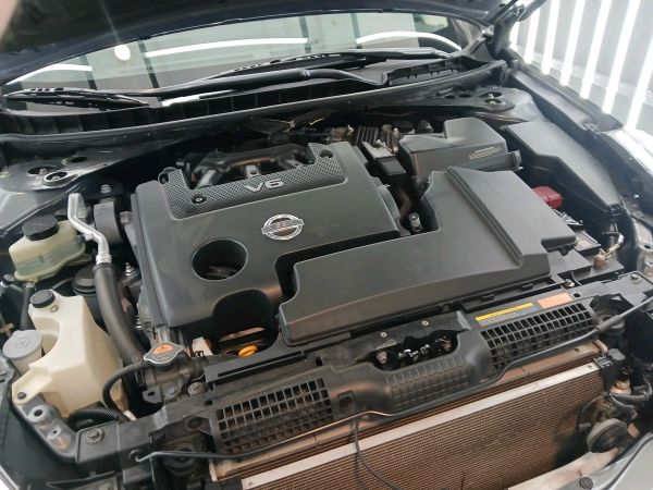 alt-https://media.khodro45.com/public/image/19c6b5f1250a49bcbb0ae6874386c0ba_plate_allure