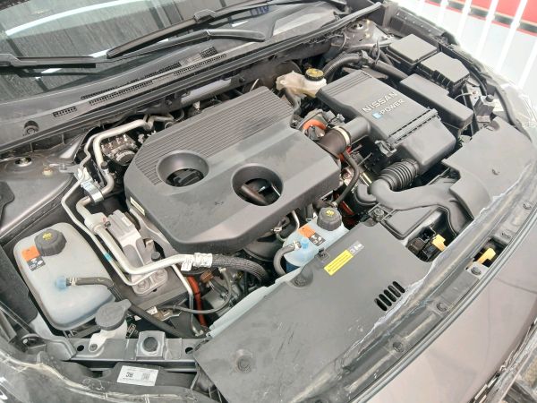 alt-https://media.khodro45.com/public/image/1a25546fc9dd40338d2da6802e2daa25_plate_allure
