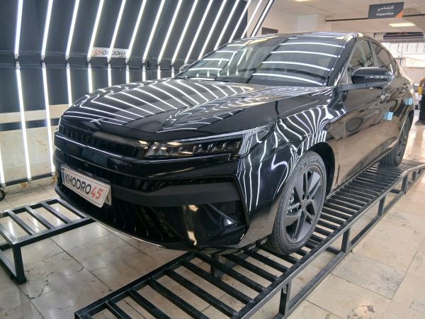alt-https://media.khodro45.com/public/image/1b0d056953f644478131e87a346e3e56_plate_allure