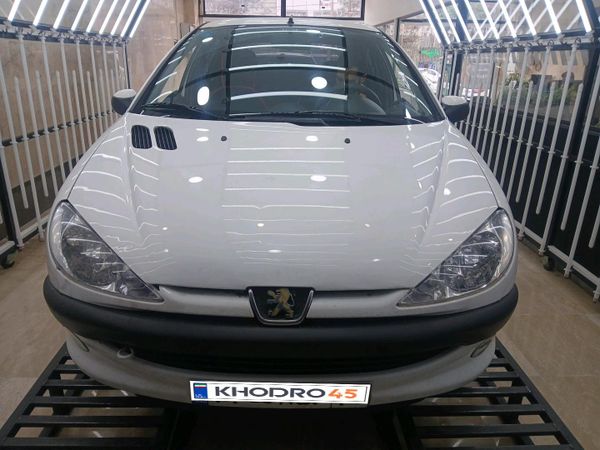 alt-https://media.khodro45.com/public/image/1d13d05c5d674b9992d34cf5eee75ebf_plate_allure