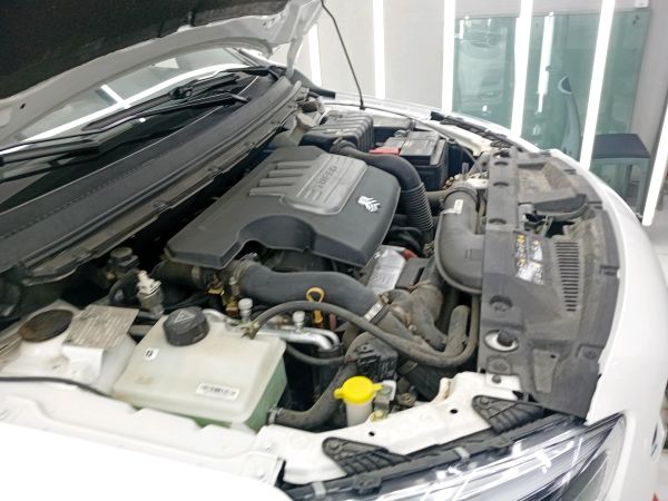 alt-https://media.khodro45.com/public/image/232efe9940a24f9c89604b15b8262820_plate_allure