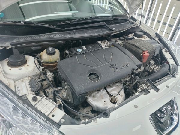 alt-https://media.khodro45.com/public/image/2661baa8a749461f8a93241de0621db8_plate_allure