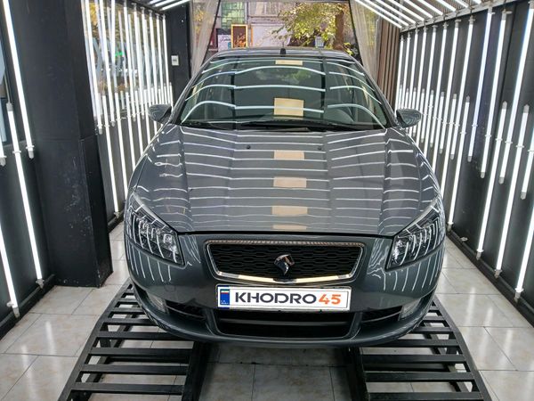 alt-https://media.khodro45.com/public/image/28efa0615bed4731a21c1dc9fbd56350_plate_allure