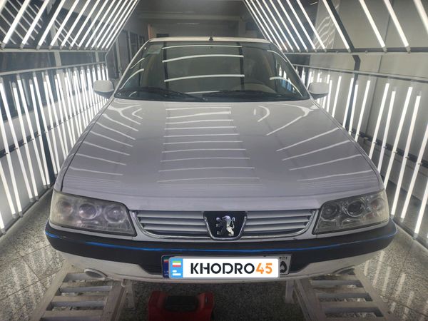 alt-https://media.khodro45.com/public/image/2a548c01360d43f39784719a82bd911e_plate_allure