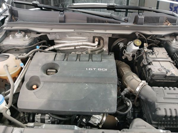 alt-https://media.khodro45.com/public/image/2b7f2714f69c4b2ab9c162cc960f615c_plate_allure