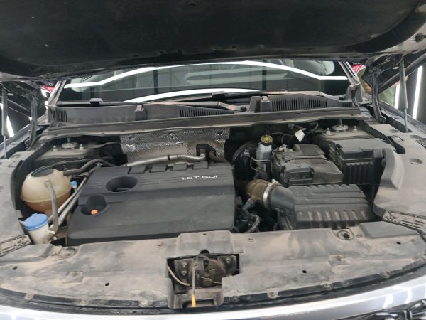 alt-https://media.khodro45.com/public/image/2bebb99e1f0e46908bb2e80419f222aa_plate_allure