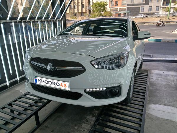 alt-https://media.khodro45.com/public/image/2c3035da01e4411b8c300f0e808cc469_plate_allure