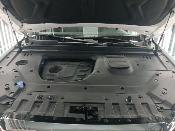 alt-https://media.khodro45.com/public/image/302cb32c19a54e38bb2aeba937bf19b2_plate_allure