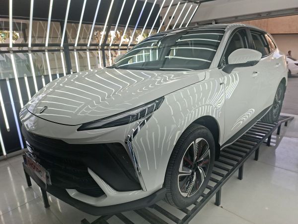 alt-https://media.khodro45.com/public/image/31ee8f0bf4974f4dba888953434a64c0_plate_allure