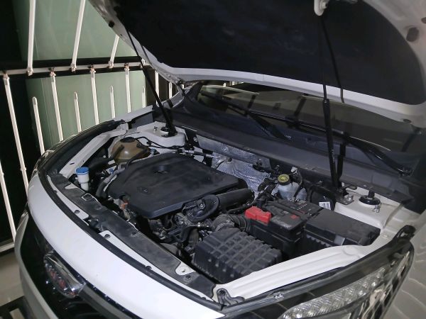 alt-https://media.khodro45.com/public/image/38e8379ba9354e9491d74a9cb722794e_plate_allure