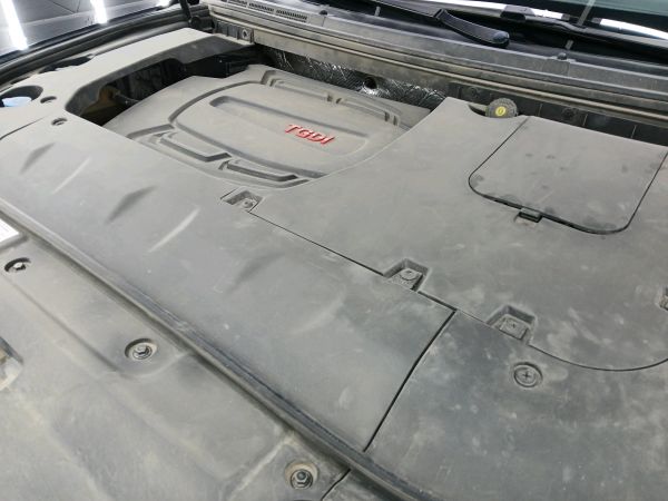 alt-https://media.khodro45.com/public/image/3c2c4b663ebf4b96a9bf3c86e9ac8084_plate_allure