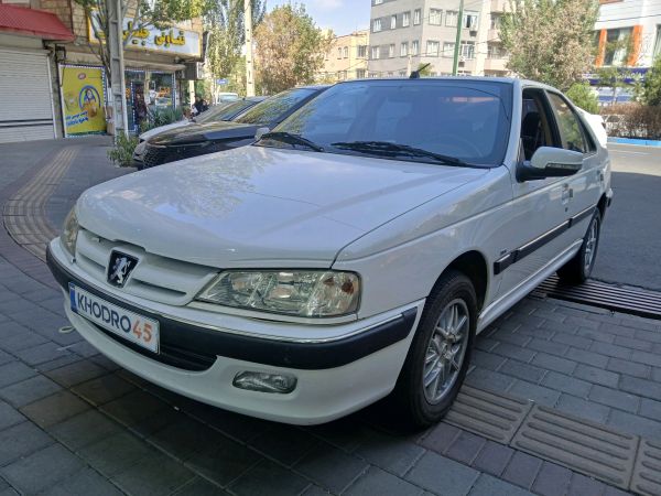 alt-https://media.khodro45.com/public/image/3d1d52293b1645669988c1f773096ba8_plate_allure