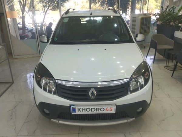 alt-https://media.khodro45.com/public/image/3d7232703f4840f4a1dfca324b687679_plate_allure