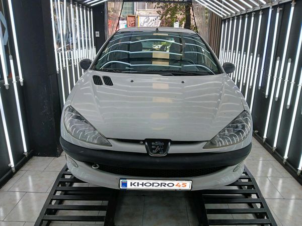 alt-https://media.khodro45.com/public/image/3fd4b54db1604baba6b9981e426242b6_plate_allure