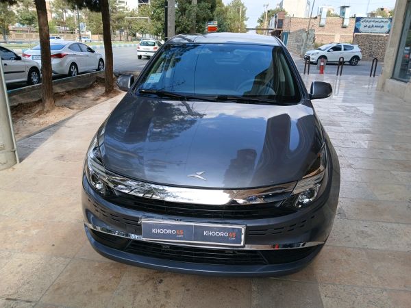 alt-https://media.khodro45.com/public/image/40145f0b5390440fb044742ee7234322_plate_allure