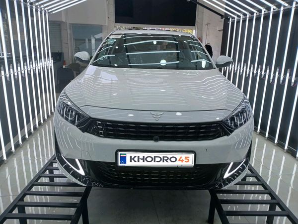alt-https://media.khodro45.com/public/image/41fc3d67194545eb96e7a6b4b2eab188_plate_allure