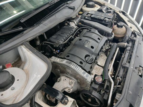 alt-https://media.khodro45.com/public/image/4353d06c4160402ca88acb92af9e7ecd_plate_allure