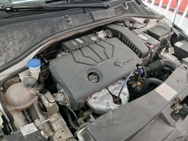 alt-https://media.khodro45.com/public/image/44637c4d2ba44b93a23cb04b8cfe1efd_plate_allure