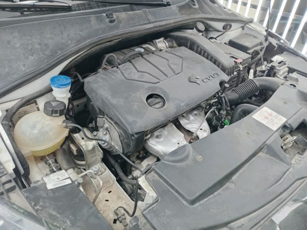 alt-https://media.khodro45.com/public/image/4b0f14af61c94214b7b6ef36214f4fa8_plate_allure