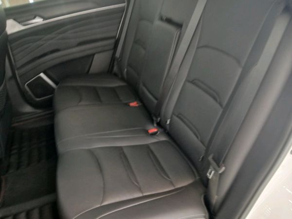 alt-https://media.khodro45.com/public/image/4caf6b19b8f64ba1ae0f0482d02a5b79_plate_allure