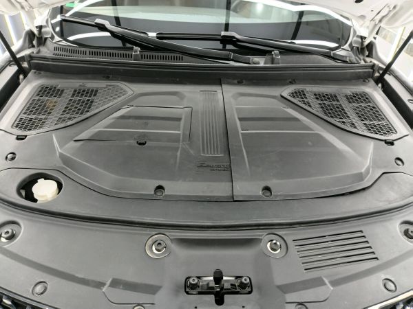 alt-https://media.khodro45.com/public/image/4db1db6f301b4337bb9a7d1822cae1cd_plate_allure