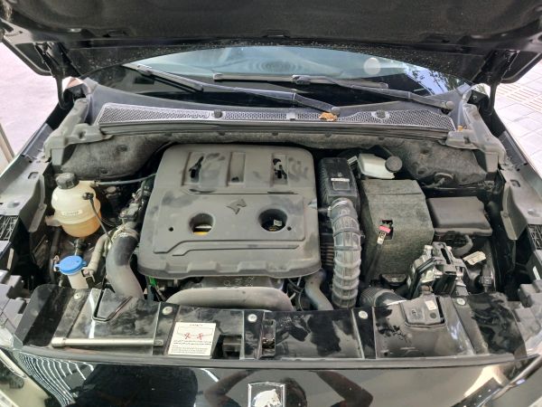 alt-https://media.khodro45.com/public/image/50104b3c8df346b2a4d9ac4b866c977b_plate_allure