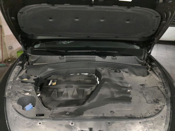 alt-https://media.khodro45.com/public/image/501aa09bbd524d098a1c77ae859e11bf_plate_allure