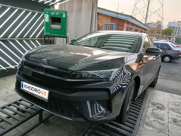 alt-https://media.khodro45.com/public/image/50637683e3b042b2b792e2261366f78e_plate_allure