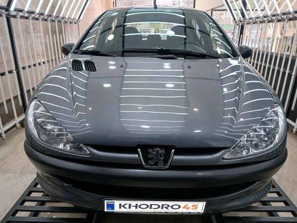 alt-https://media.khodro45.com/public/image/51ab7611c60543c4809b650da435d234_plate_allure